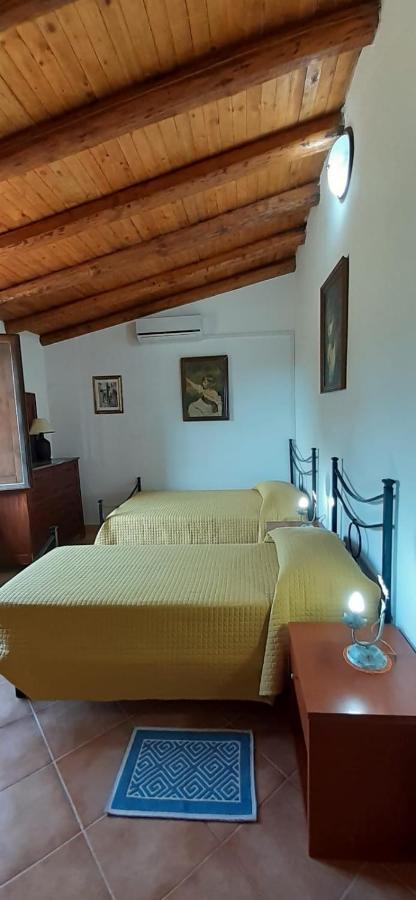 B&B I Menhir Sorgono Kültér fotó
